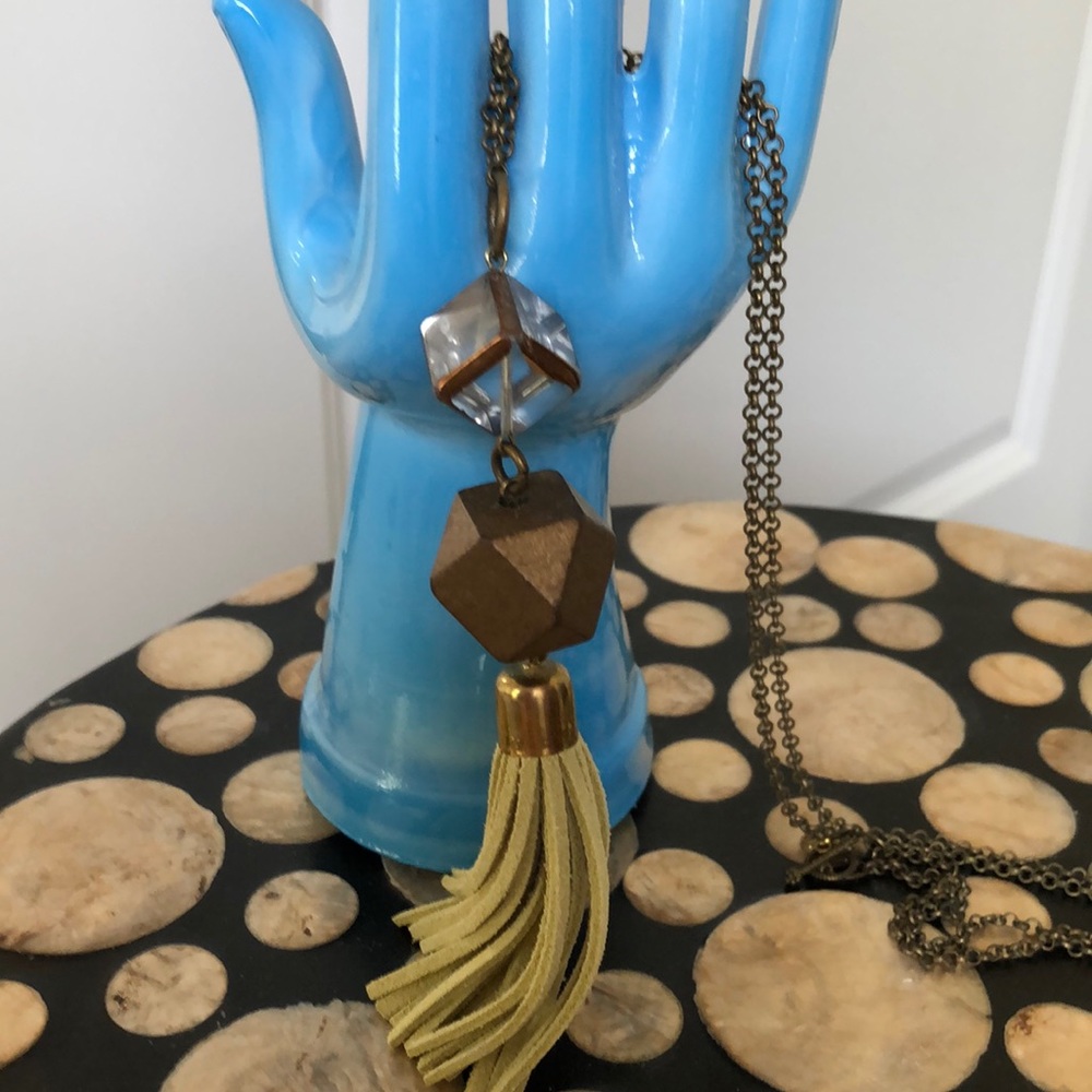 Pendant necklace